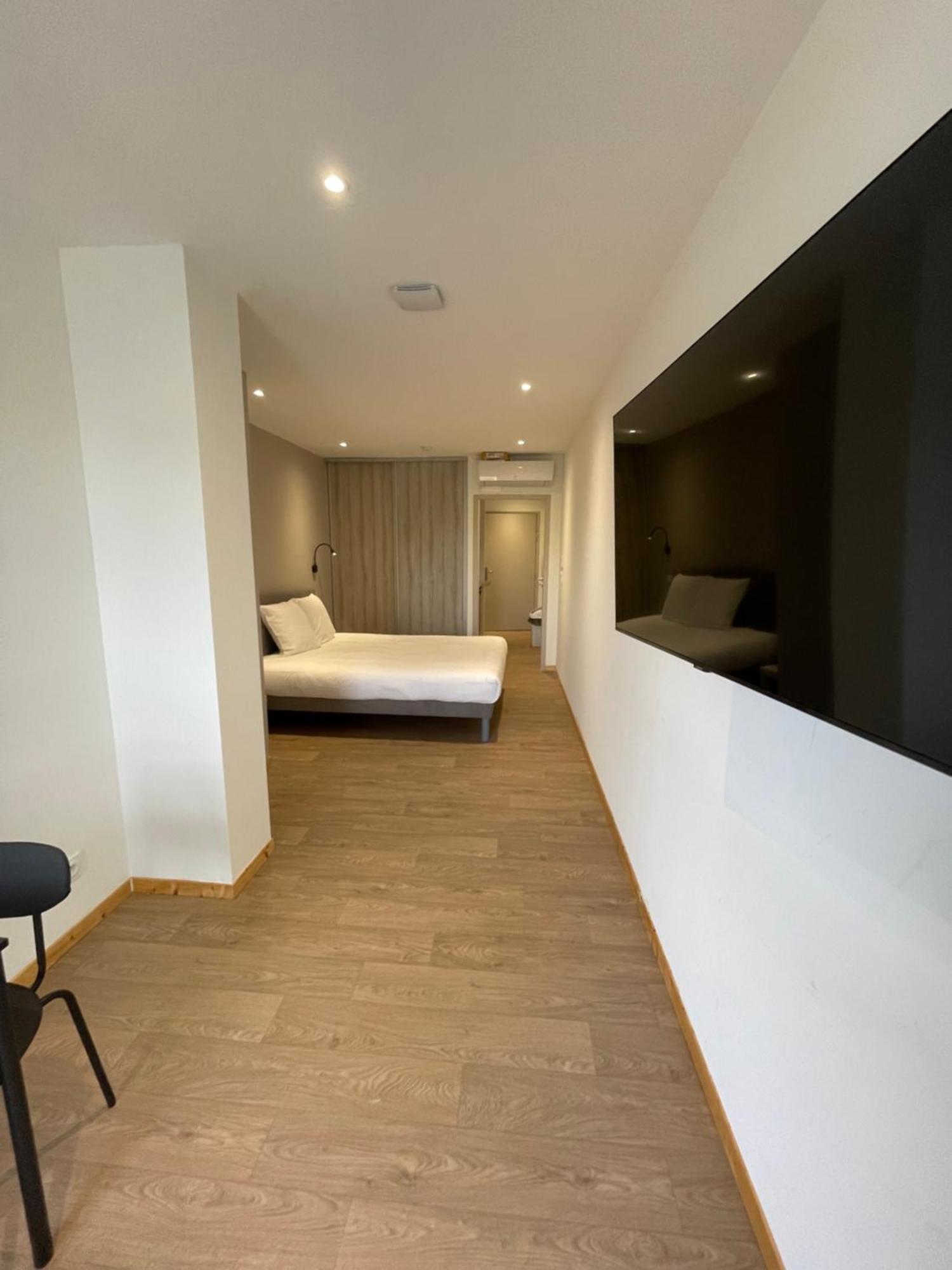 Le Salvador - Appart'Hotel De 18M2 A 44M2 La Talaudiere 외부 사진