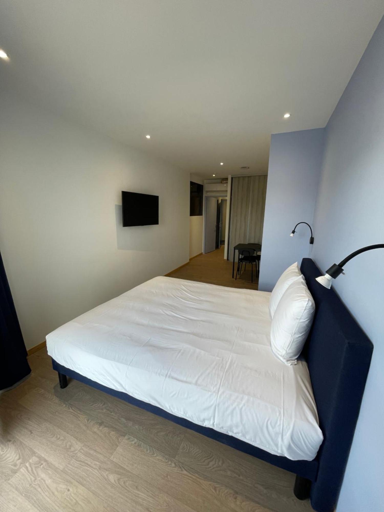 Le Salvador - Appart'Hotel De 18M2 A 44M2 La Talaudiere 외부 사진