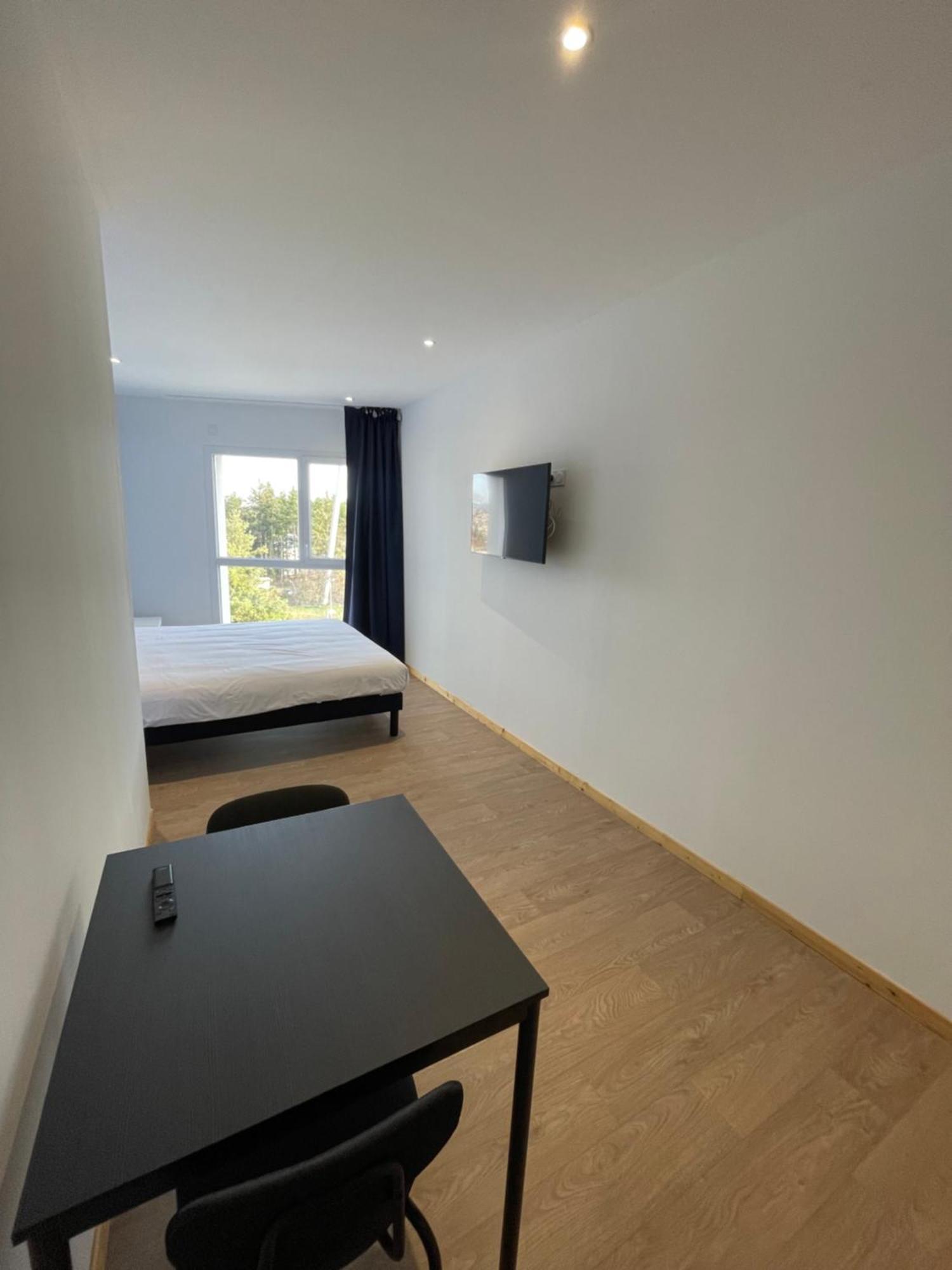 Le Salvador - Appart'Hotel De 18M2 A 44M2 La Talaudiere 외부 사진
