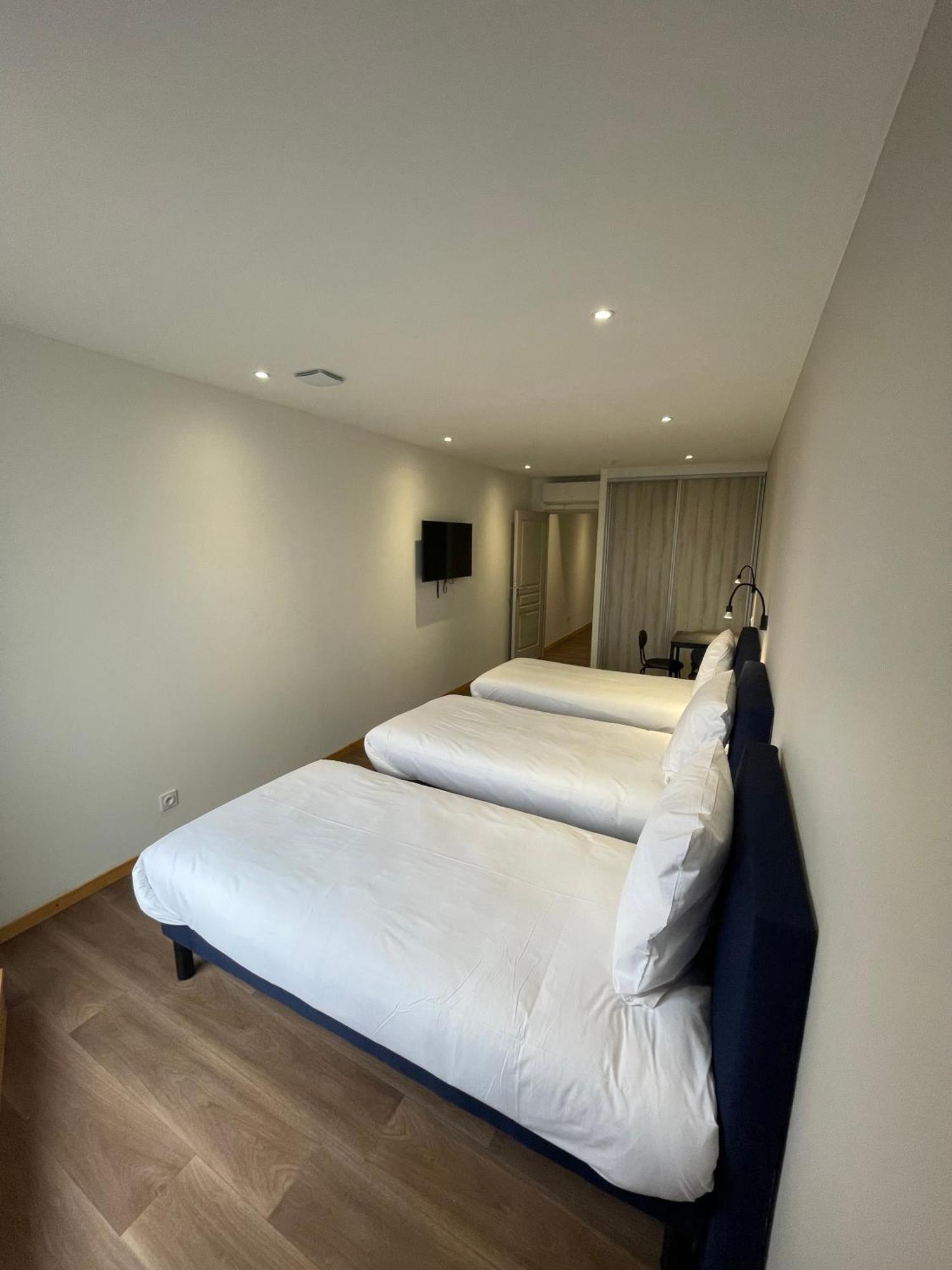 Le Salvador - Appart'Hotel De 18M2 A 44M2 La Talaudiere 외부 사진