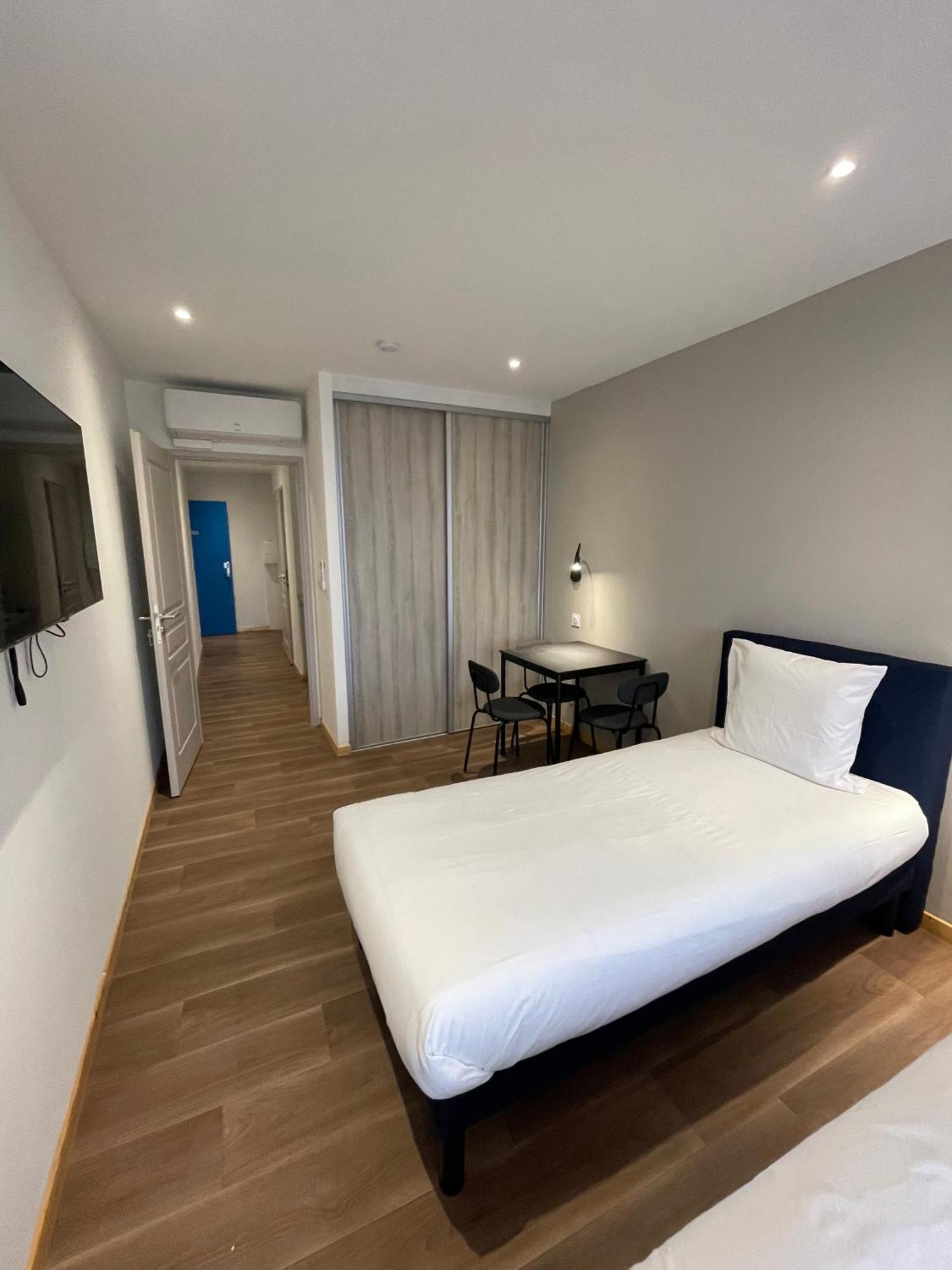 Le Salvador - Appart'Hotel De 18M2 A 44M2 La Talaudiere 외부 사진