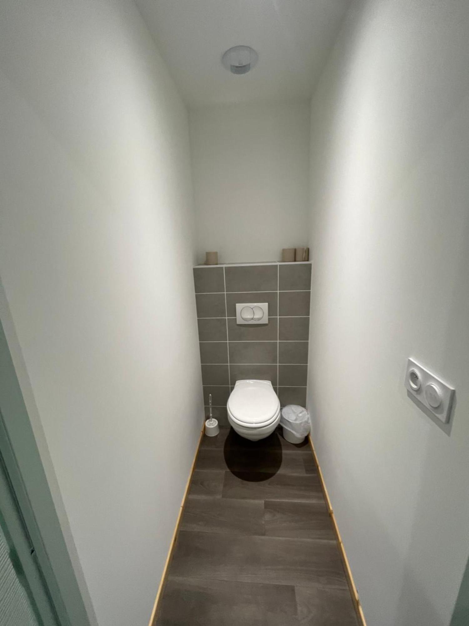 Le Salvador - Appart'Hotel De 18M2 A 44M2 La Talaudiere 외부 사진