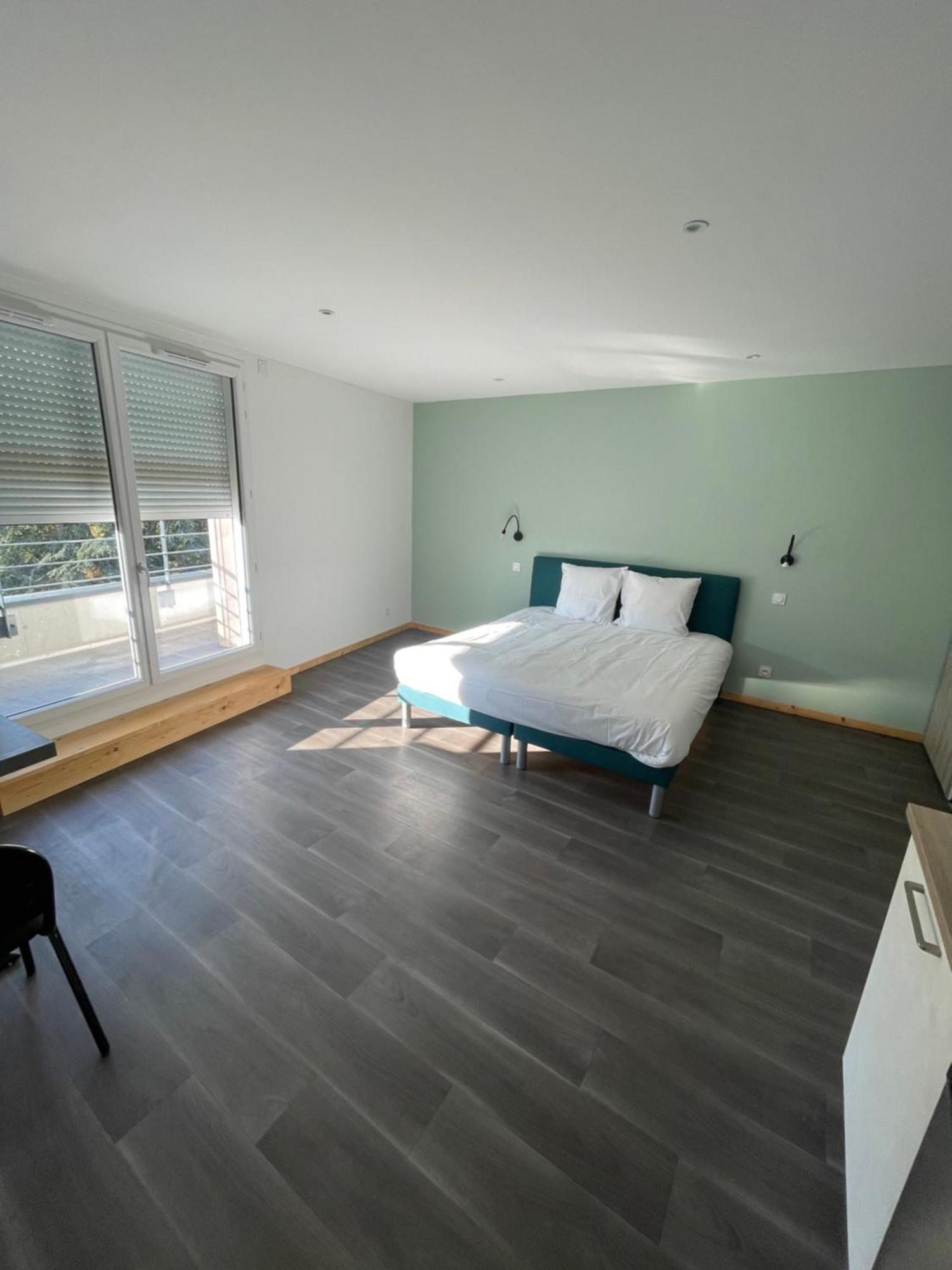 Le Salvador - Appart'Hotel De 18M2 A 44M2 La Talaudiere 외부 사진