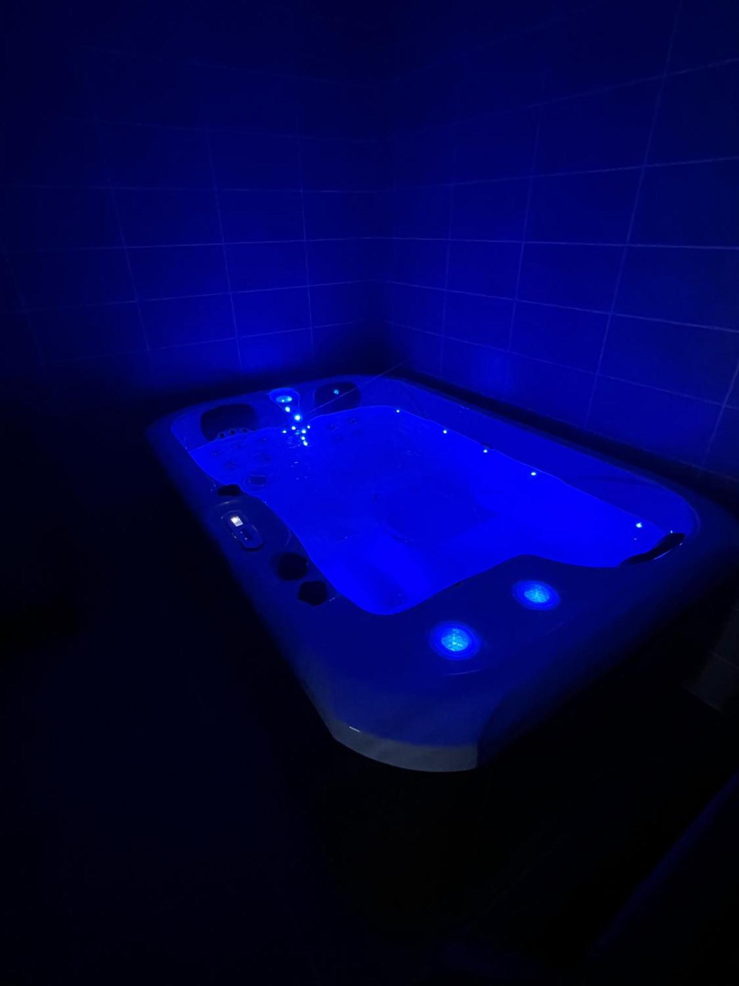 Le Salvador - Appart'Hotel De 18M2 A 44M2 La Talaudiere 외부 사진